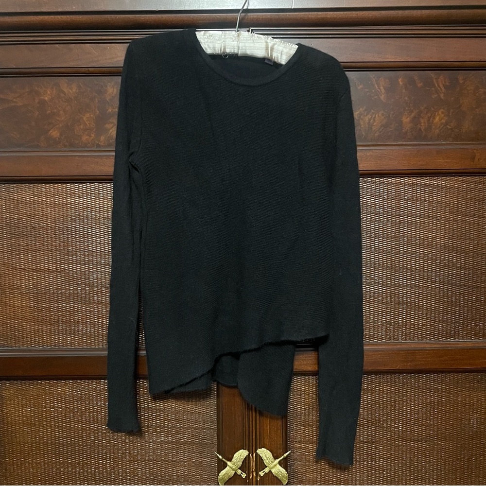 Cullen Cashmere Black Asymmetrical Bottom Pullover Cashmere Sweater Size M